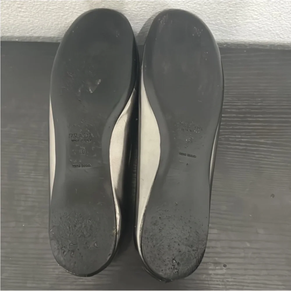 Authentic Prada luxury designer woman's signature silver soft leather flats 10